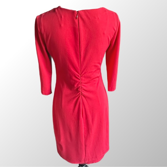 Kay Unger Red Asymmetrical 3/4 Sleeve Sheath Cocktail Midi Dress in Size 4 - Picture 4 of 11